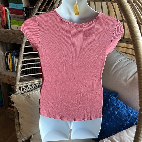 Pink Top - Picture 2 of 3